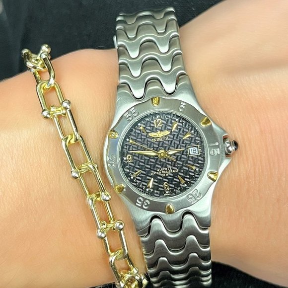 Ladies Invicta Watch - Picture 1 of 4